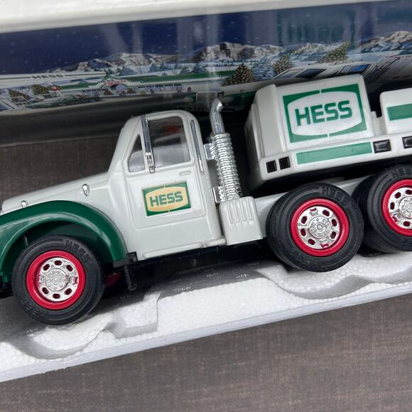 Hess 2002 Toy Truck and Airplane Christmas Collectible Toy - Picture 10 of 10